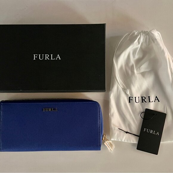 Brand new with tags Furla extra large zip around wallet in ocean blue leather - Picture 5 of 5